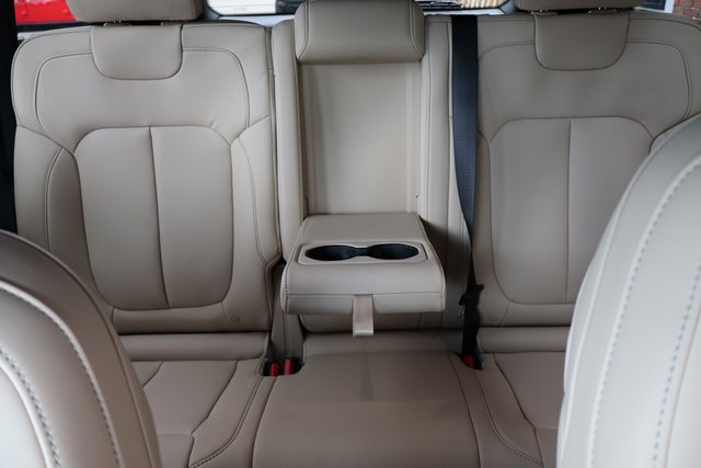 New 2025 Jeep Grand Cherokee Limited image 35