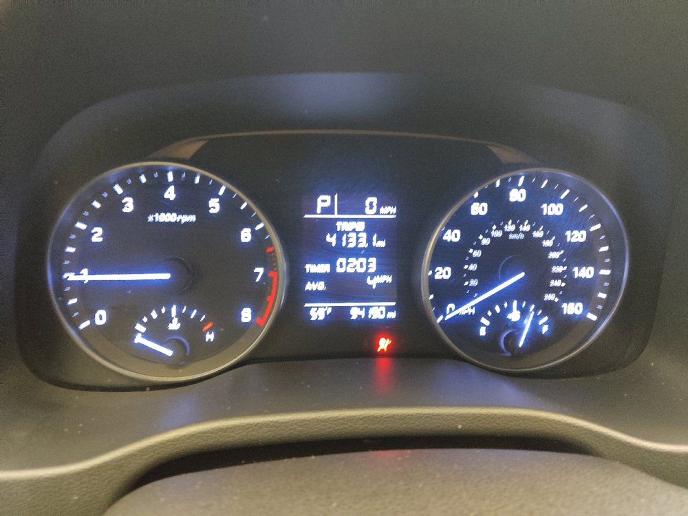 Used 2017 Hyundai Elantra SE image 23