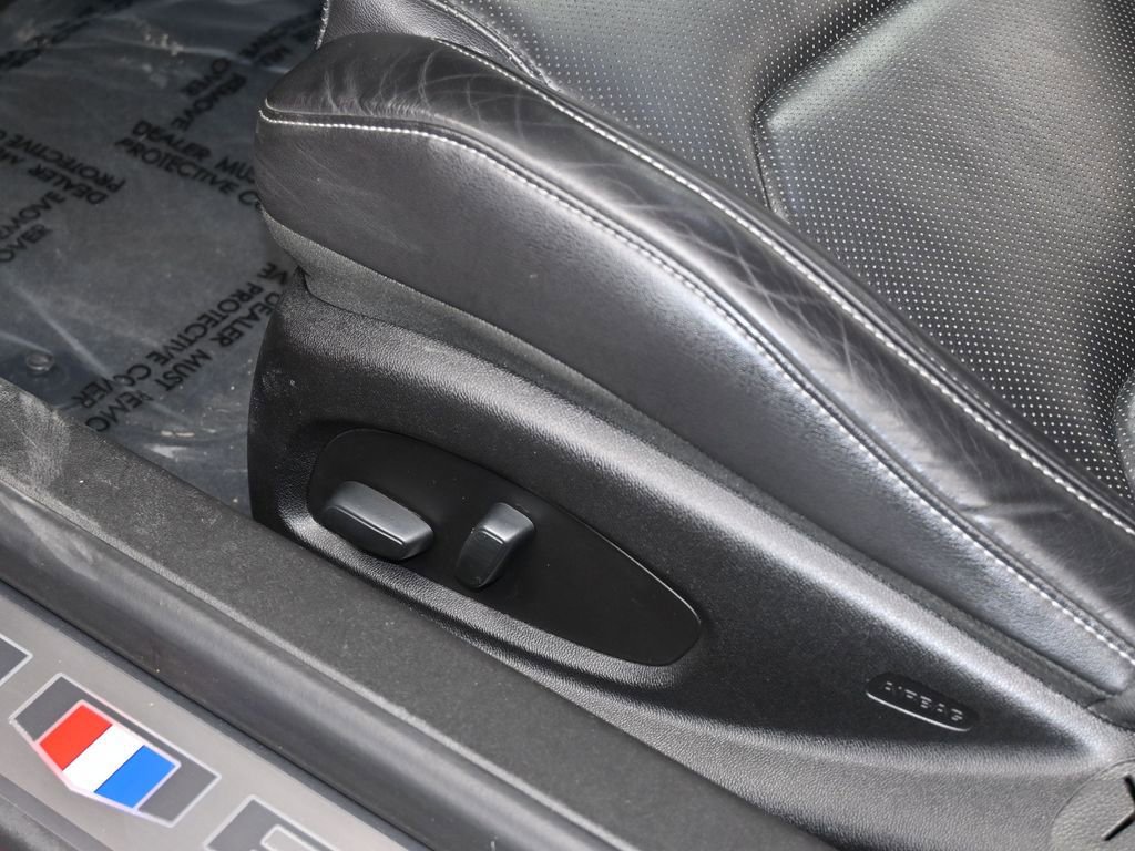 Used 2019 Chevrolet Camaro LT image 12