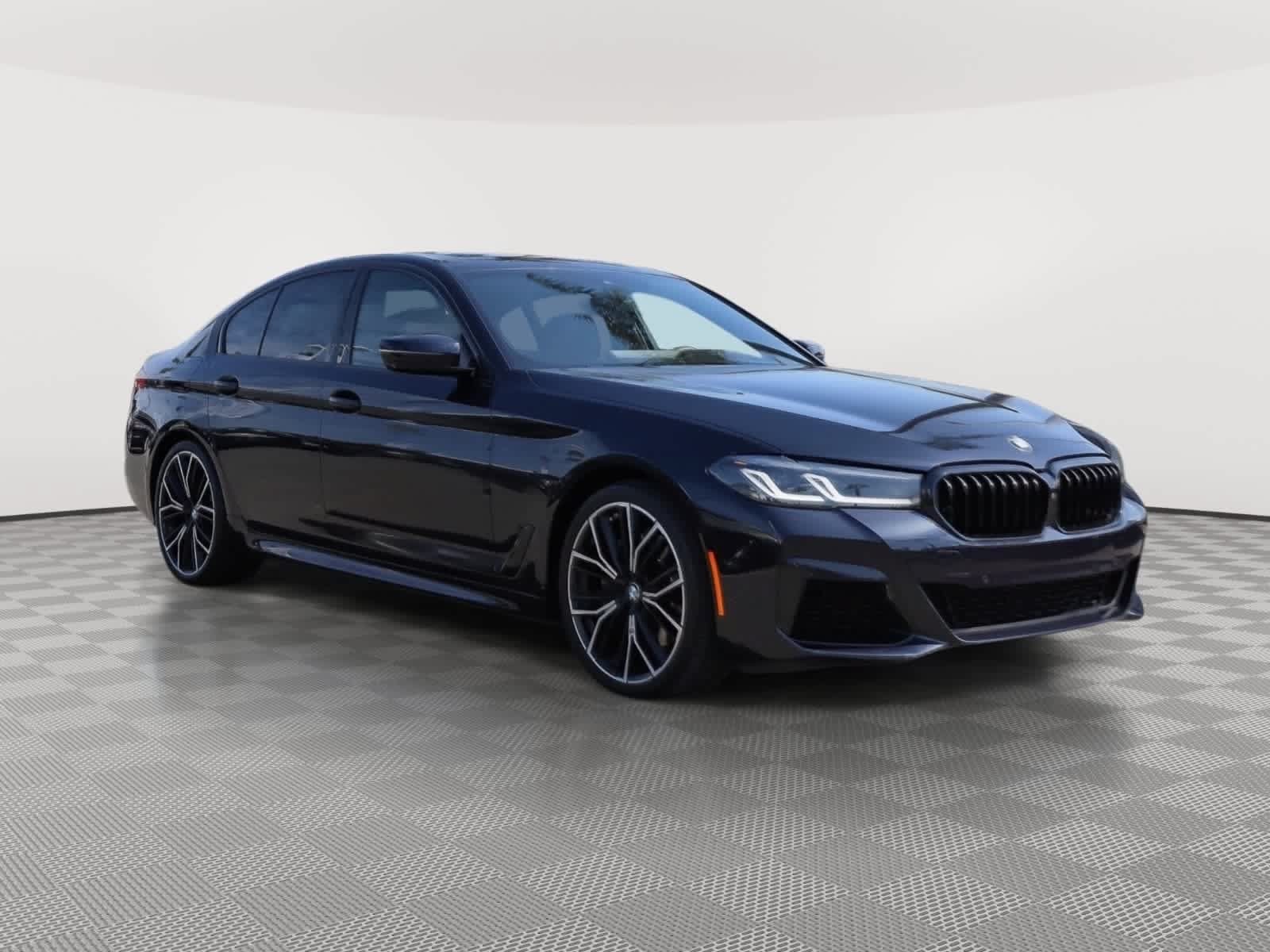 Used 2021 BMW 540i w/ Executive Package RWD image 3