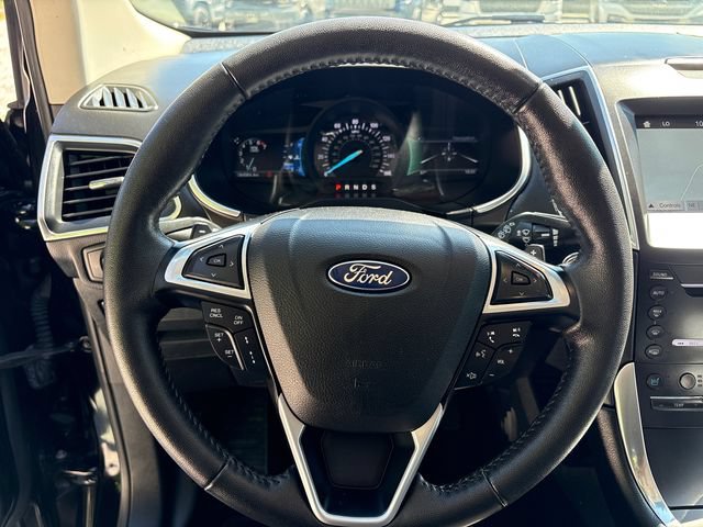 Used 2016 Ford Edge Titanium w/ Equipment Group 301A AWD/4WD image 26