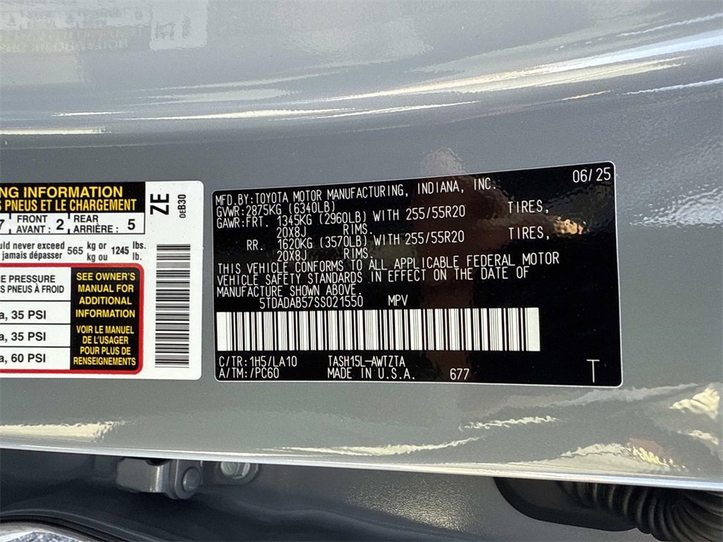 Certified 2025 Toyota Grand Highlander AWD Hybrid image 13