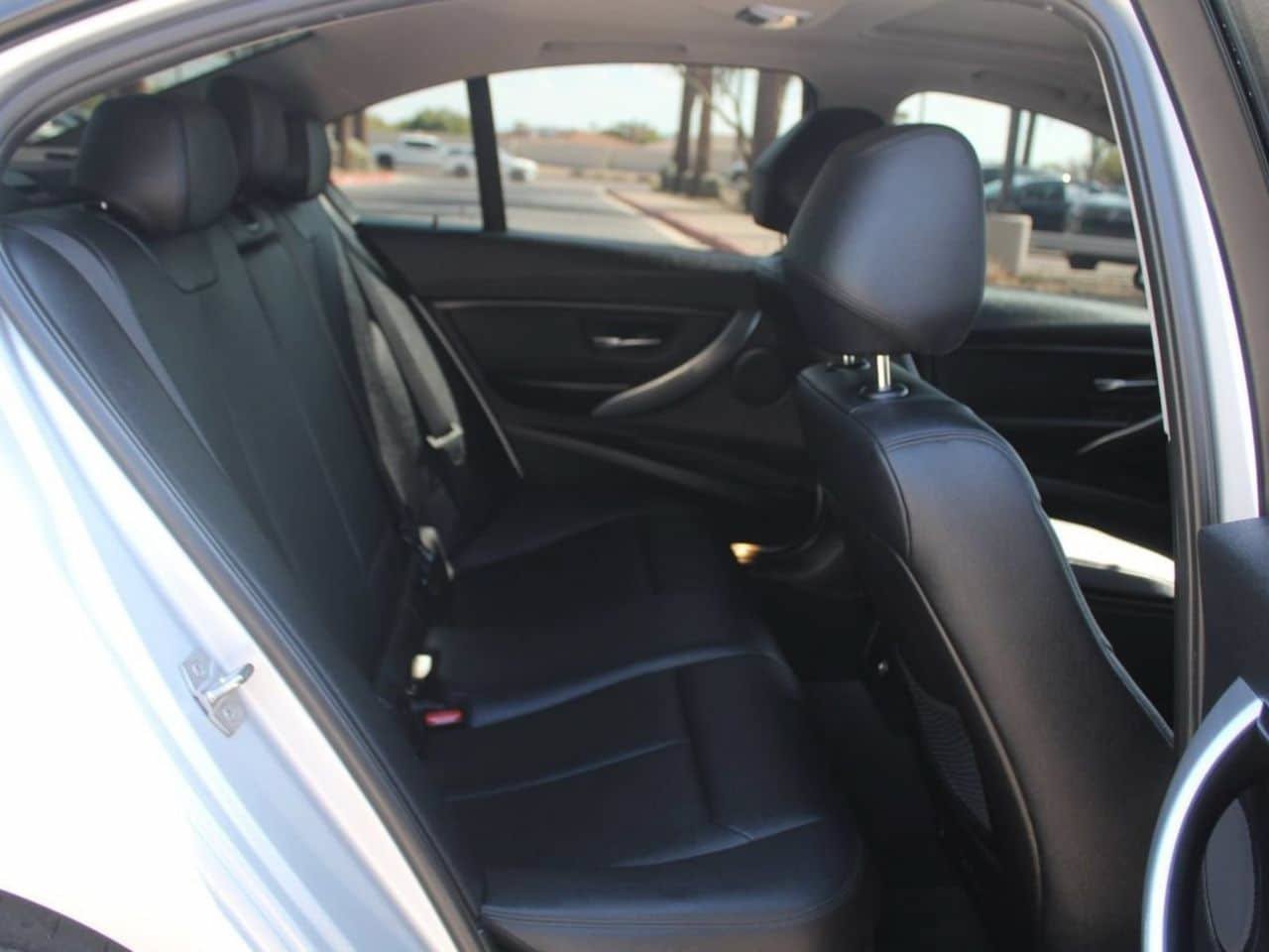 Used 2015 BMW 328i xDrive Sedan AWD/4WD image 14