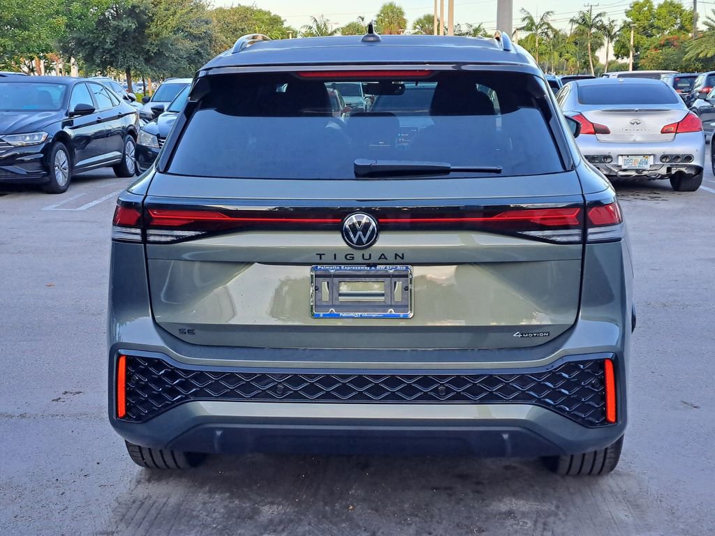 New 2026 Volkswagen Tiguan SE R-Line image 4