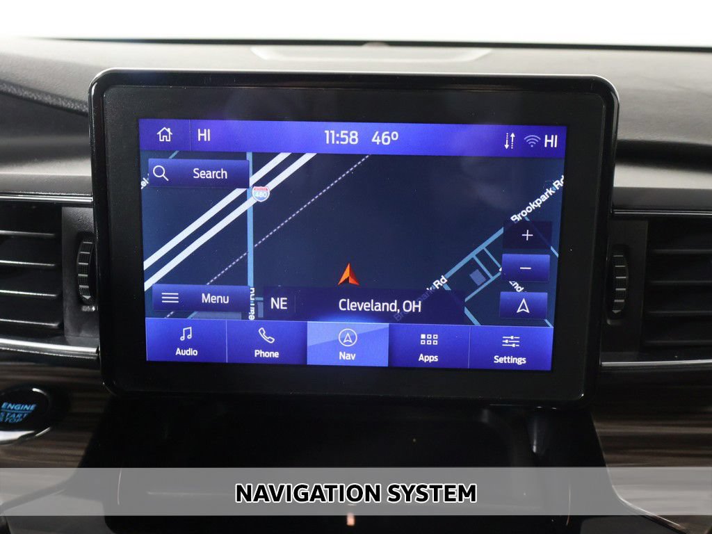 Used 2022 Ford Explorer Limited w/ Equipment Group 301A RWD image 3