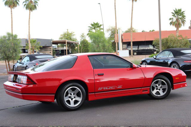 Used 1990 Chevrolet Camaro IROC-Z RWD image 20