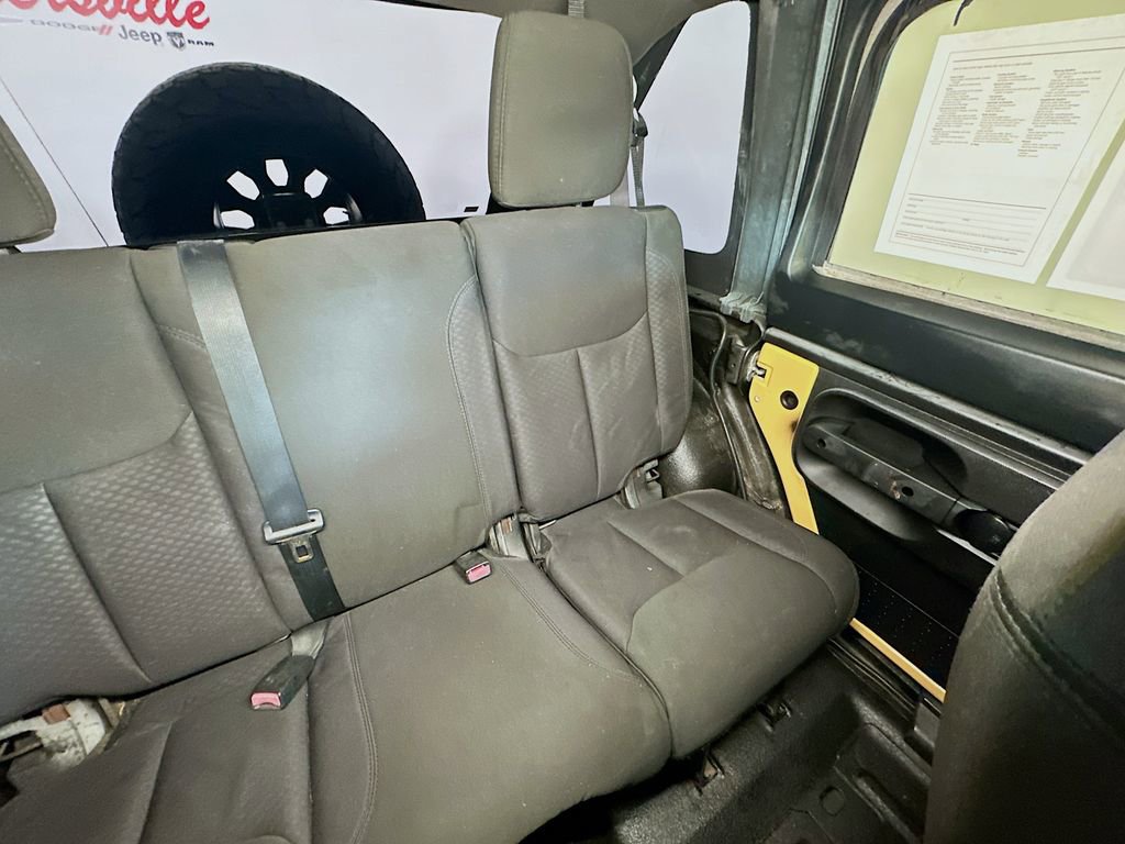 Used 2014 Jeep Wrangler Unlimited Sport image 14