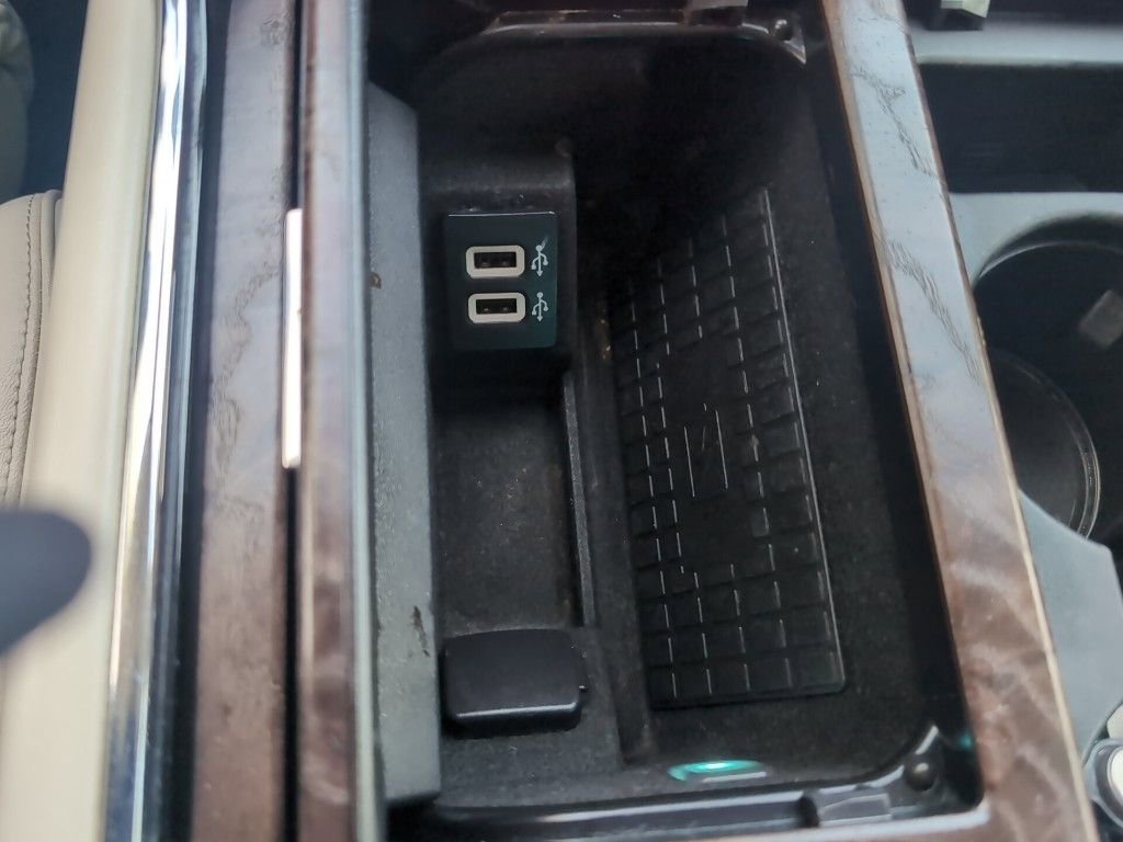 Used 2018 Lincoln Navigator Reserve w/ Technology Package image 26