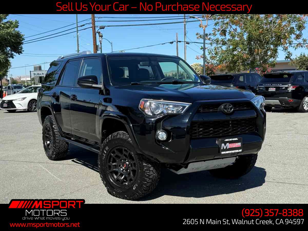 Used 2018 Toyota 4Runner SR5 AWD/4WD image 1
