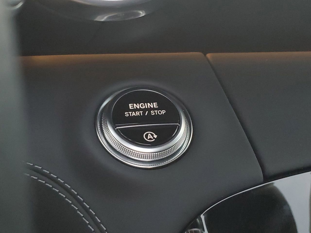 New 2025 Mercedes-Benz SL 63 AMG 4MATIC image 32