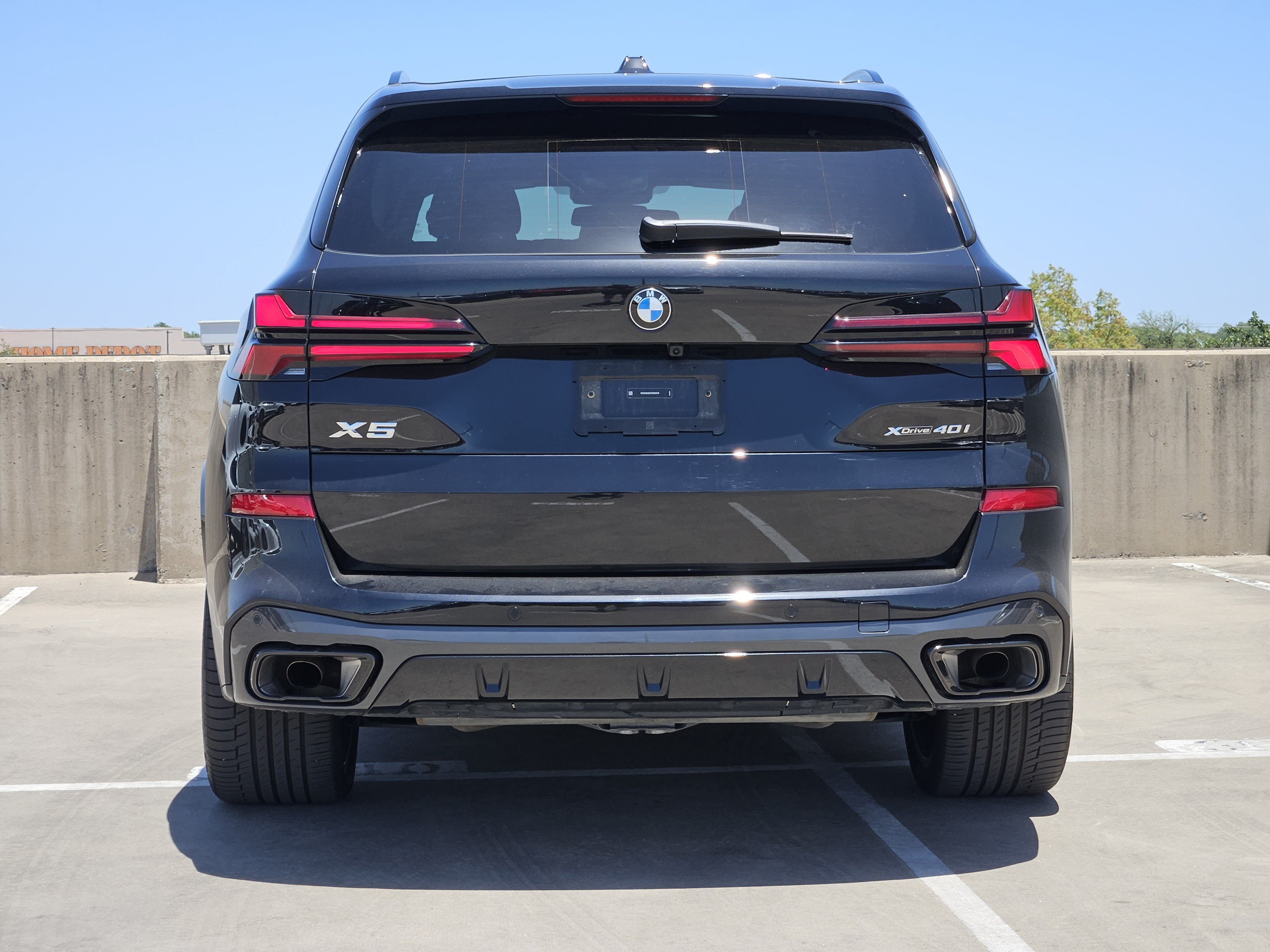 Used 2026 BMW X5 xDrive40i w/ M Sport Package AWD/4WD image 7