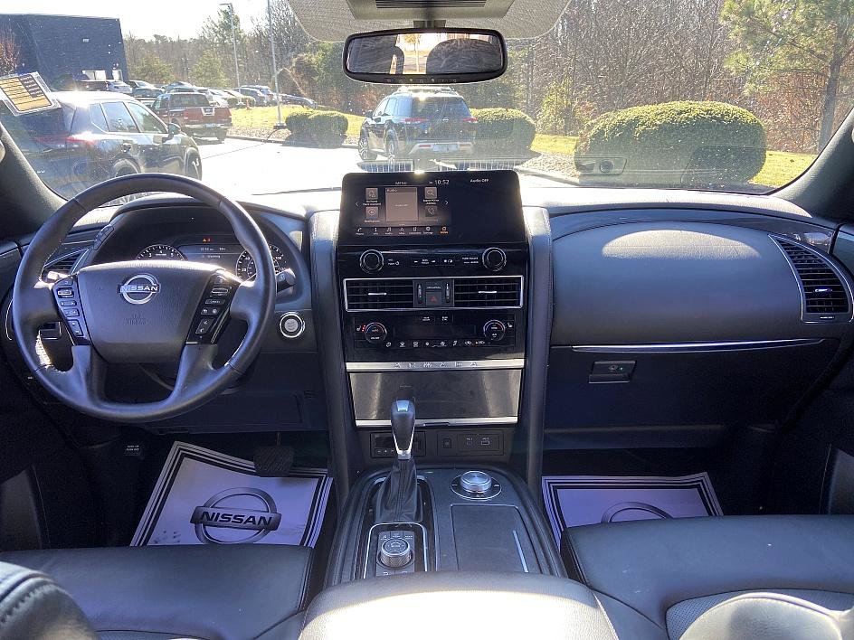 Certified 2024 Nissan Armada SL w/ Midnight Edition Package image 16