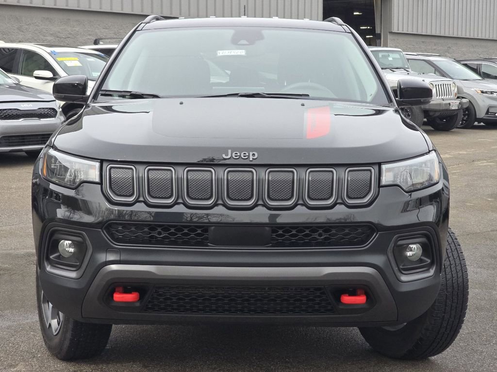 Used 2022 Jeep Compass Trailhawk image 9