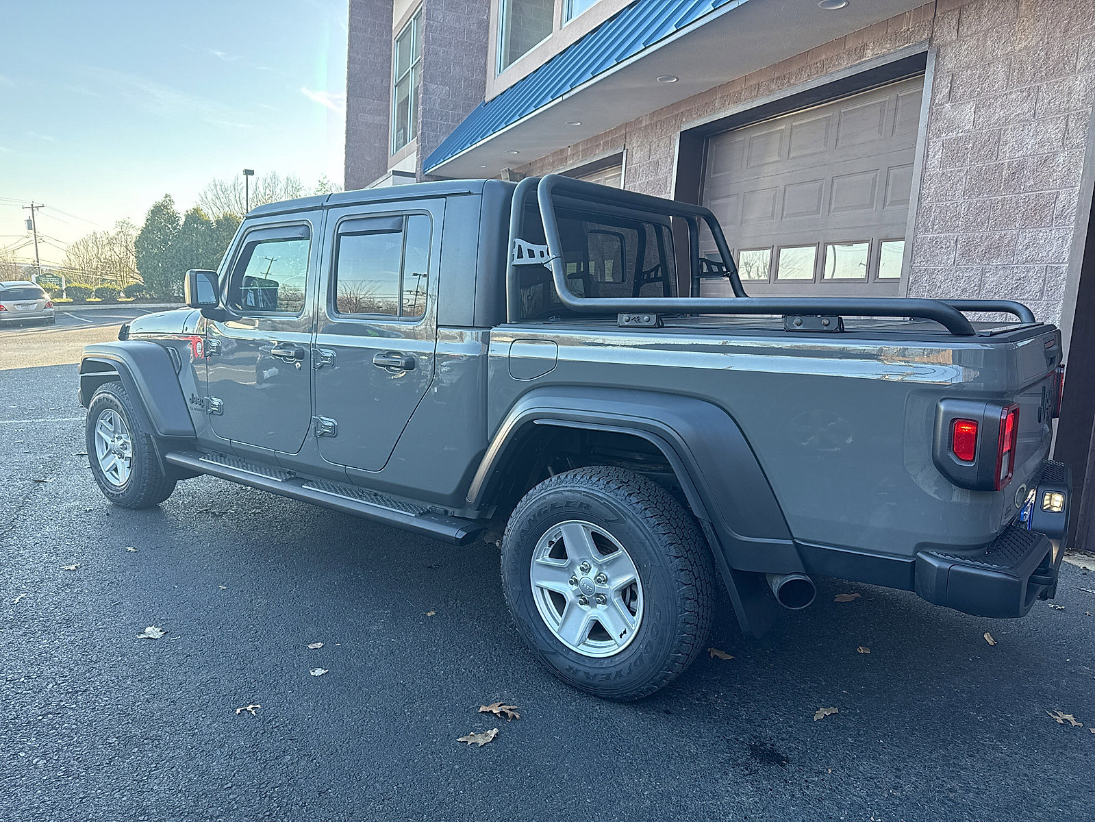 Used 2020 Jeep Gladiator Sport w/ Quick Order Package 24S image 6