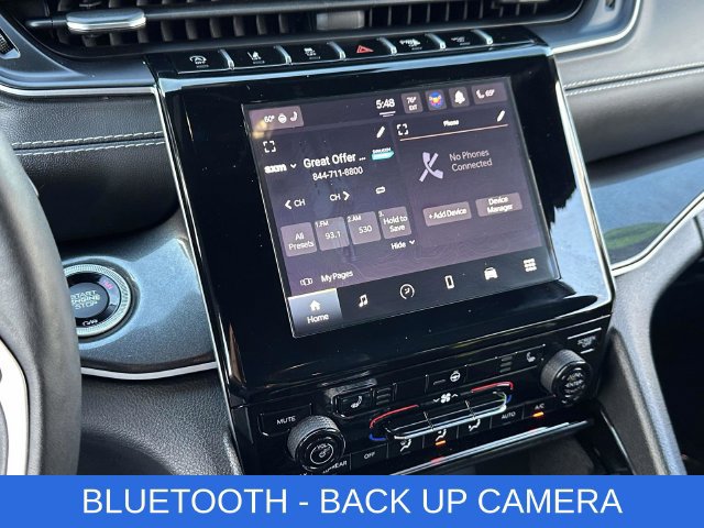Used 2022 Jeep Grand Cherokee Altitude AWD/4WD image 3