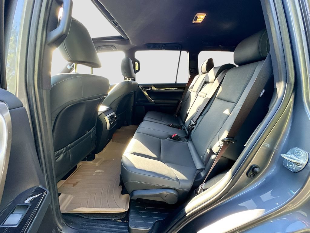 Used 2021 Lexus GX 460 Premium w/ Premium Package AWD/4WD image 26