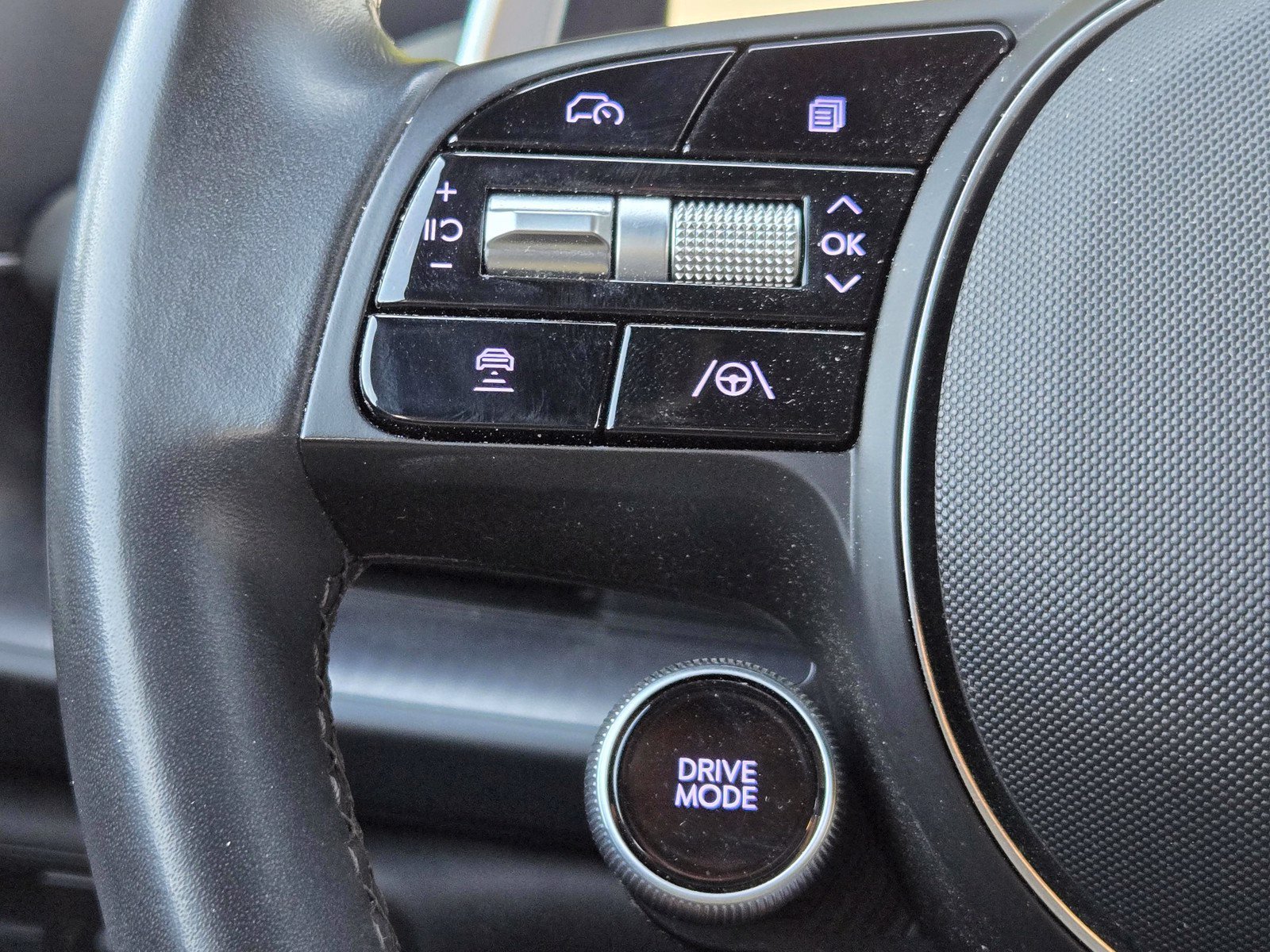 Certified 2025 Hyundai Ioniq 6 SE RWD image 23