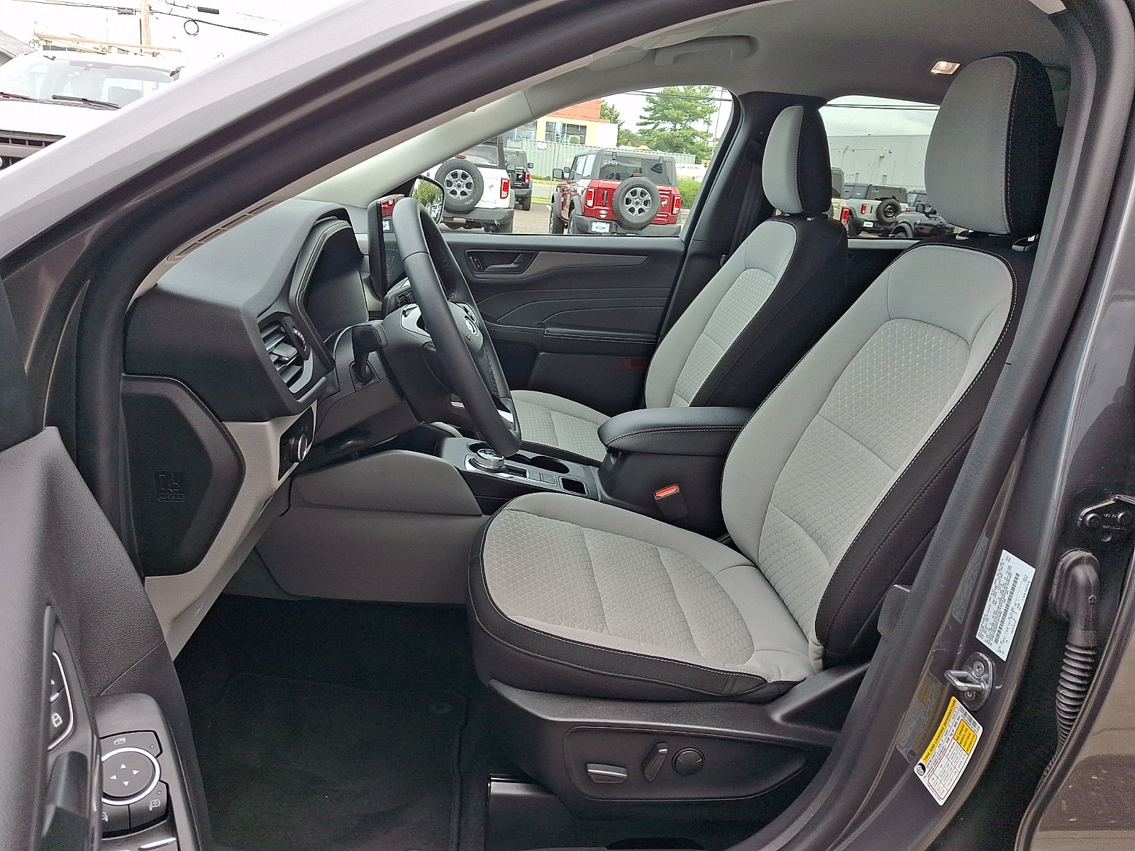 Certified 2023 Ford Escape Active w/ Tech Pack #1 AWD/4WD image 15