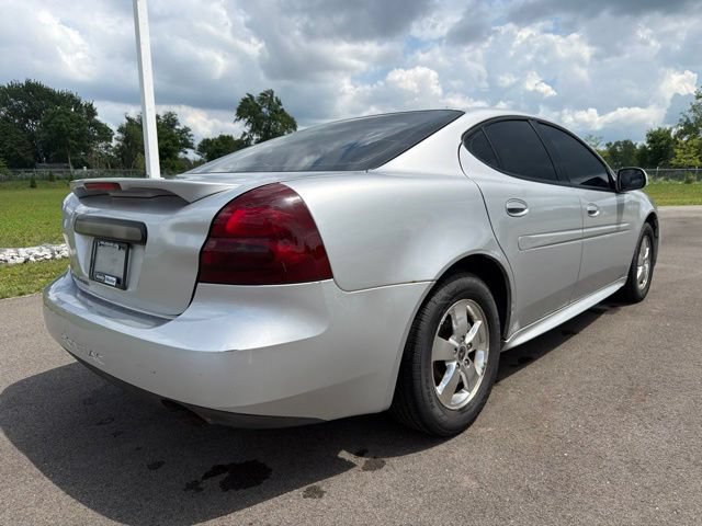 Used 2005 Pontiac Grand Prix w/ Drivers Plus Package FWD image 7
