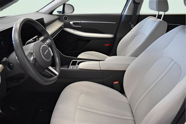 Used 2025 Hyundai Sonata SEL FWD image 22