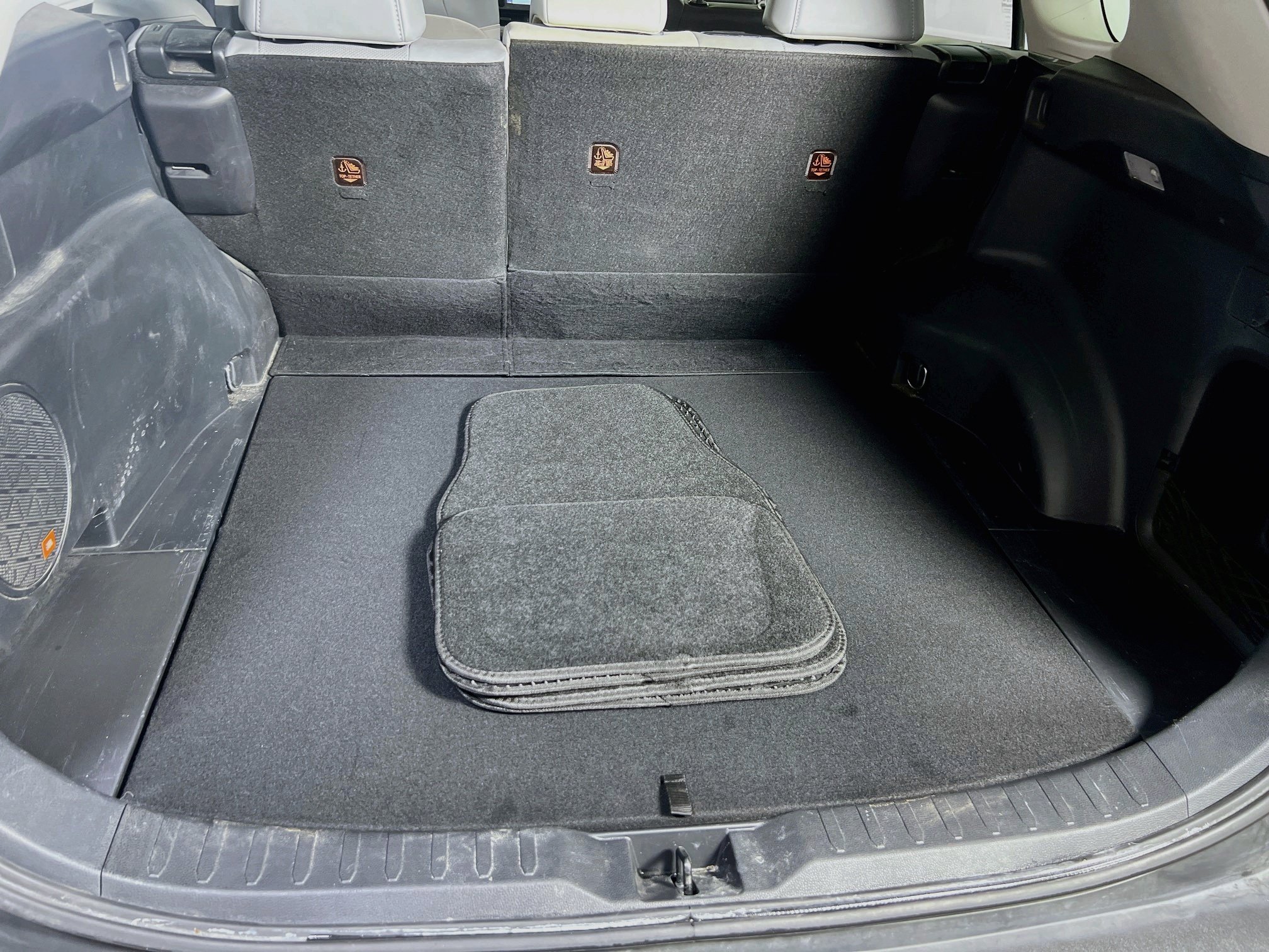 Used 2020 Toyota RAV4 Limited AWD/4WD image 25