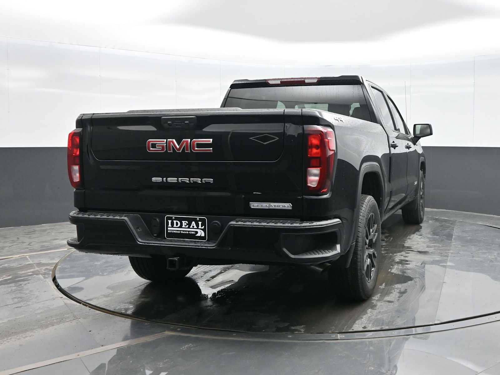 New 2026 GMC Sierra 1500 Elevation image 7