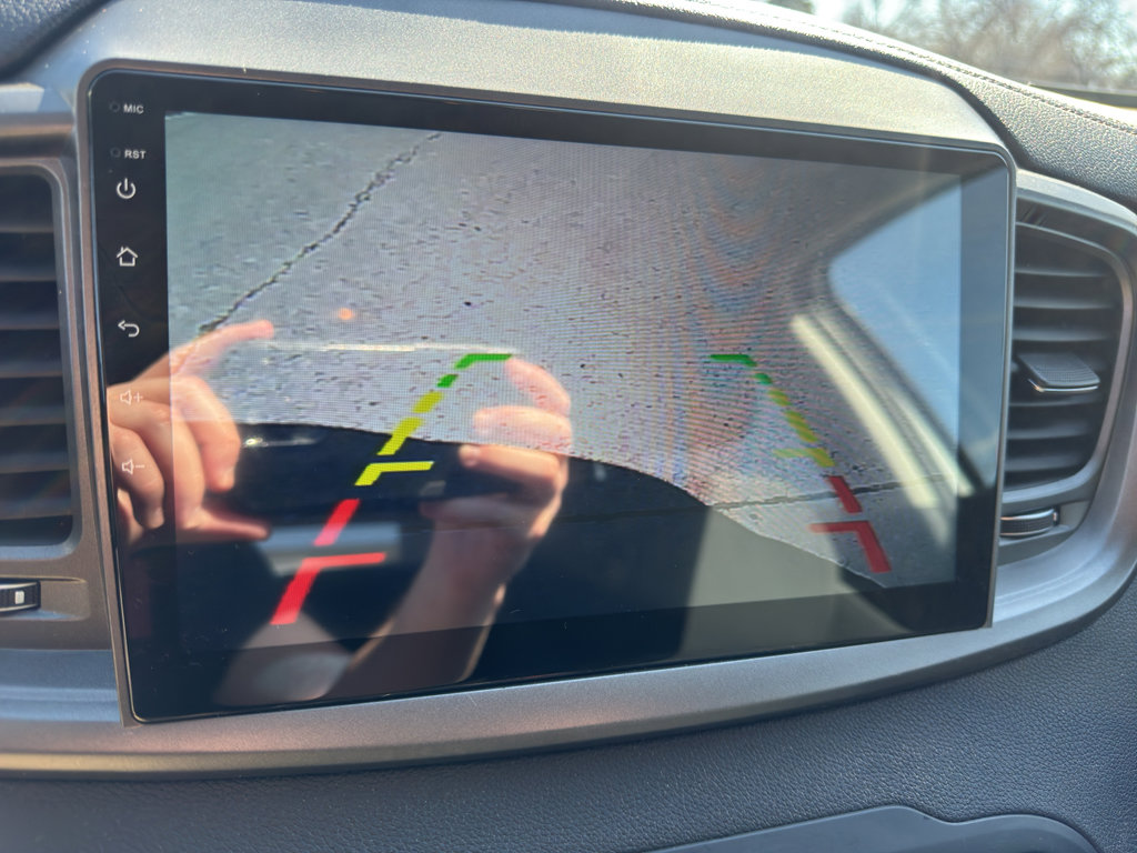 Used 2016 Kia Sorento LX w/ LX Convenience Package image 15