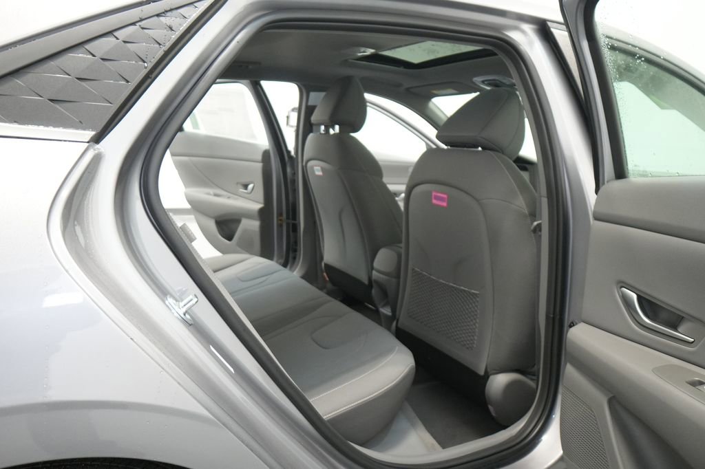 New 2026 Hyundai Elantra SEL Sport image 24
