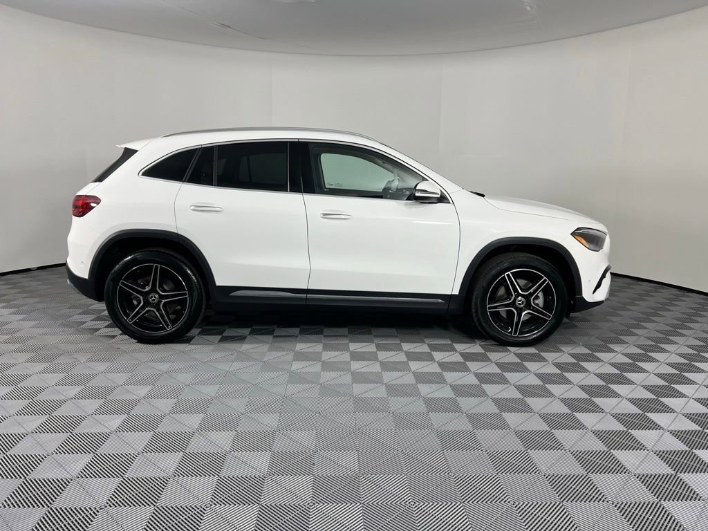 New 2026 Mercedes-Benz GLA 250 4MATIC image 9