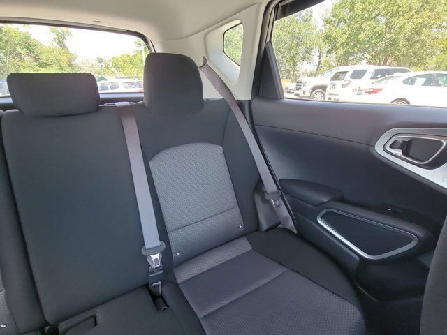 Used 2024 Kia Soul LX w/ Option Group 015 FWD image 6