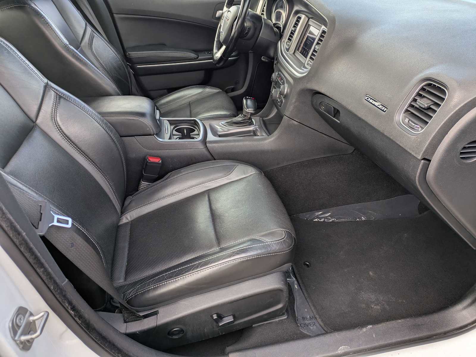 Used 2020 Dodge Charger SXT w/ Leather Interior Group image 22