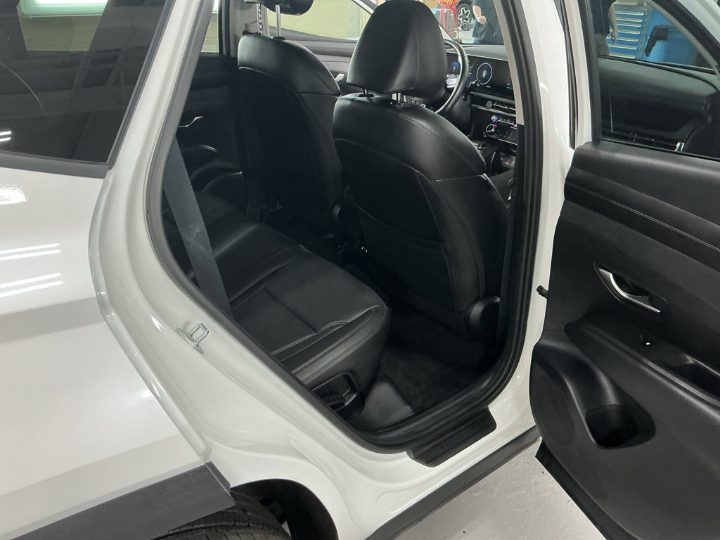 Certified 2025 Hyundai Tucson SEL AWD/4WD image 15