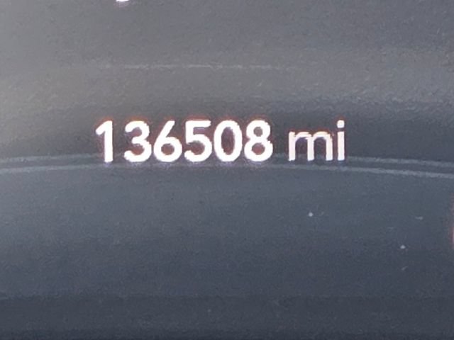 Used 2019 Chrysler Pacifica Touring Plus w/ Advanced Safetytec Group FWD image 25