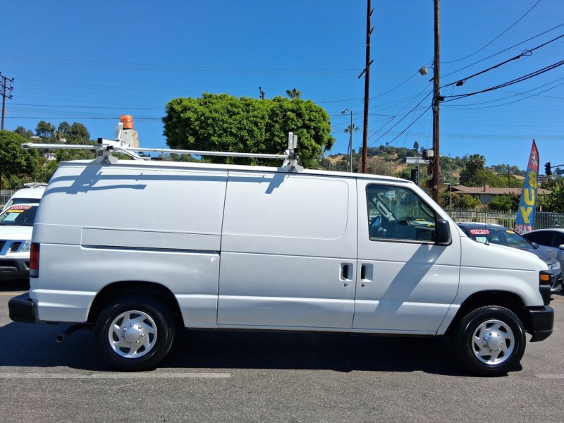 Used 2013 Ford E-150 and Econoline 150 RWD image 7