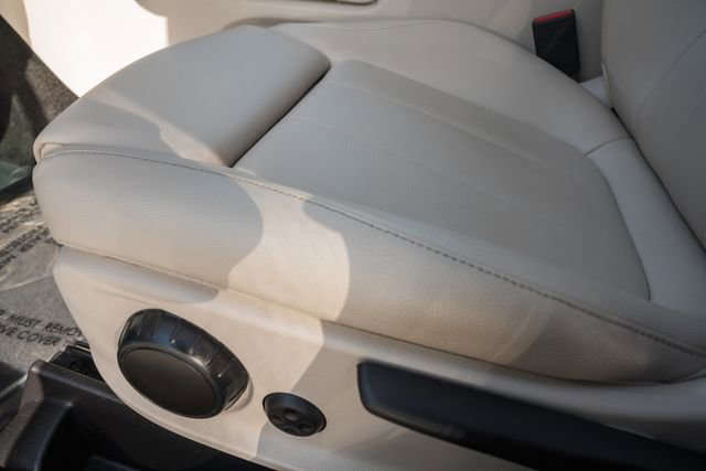 Used 2022 Mercedes-Benz GLB 250 4MATIC image 35