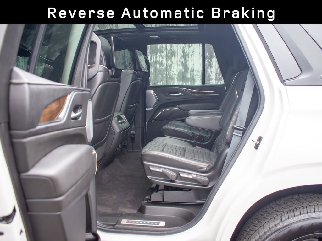 Used 2023 Cadillac Escalade Sport Platinum w/ LPO, ONYX Package image 35