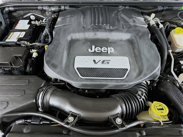 Used 2015 Jeep Wrangler Unlimited Sport w/ Quick Order Package 24S image 27