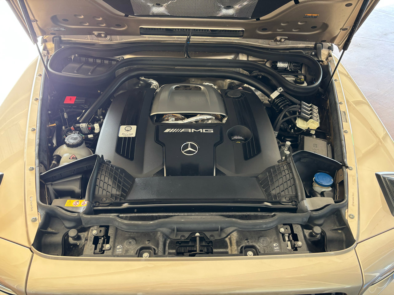 Used 2025 Mercedes-Benz G 63 AMG 4MATIC image 33