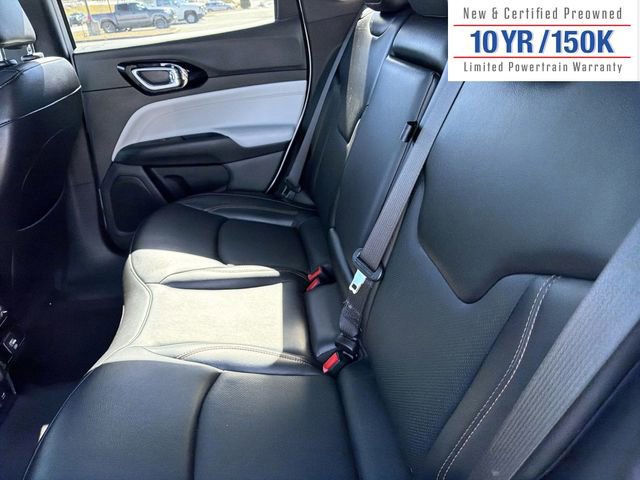 Used 2023 Jeep Compass Limited image 13