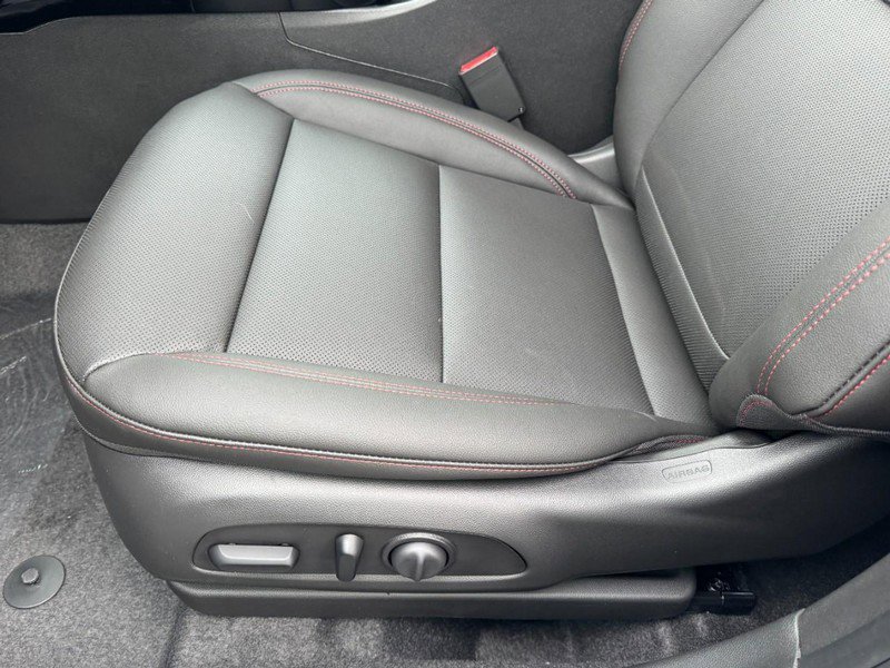 New 2026 Chevrolet Trax RS image 7