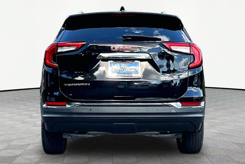 Used 2023 GMC Terrain SLT w/ LPO, Floor Liner Package FWD image 7