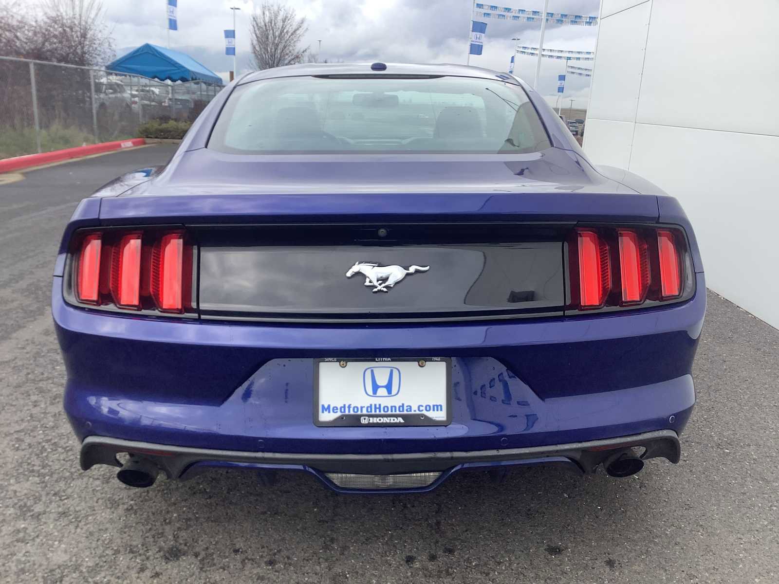 Used 2016 Ford Mustang Premium image 5