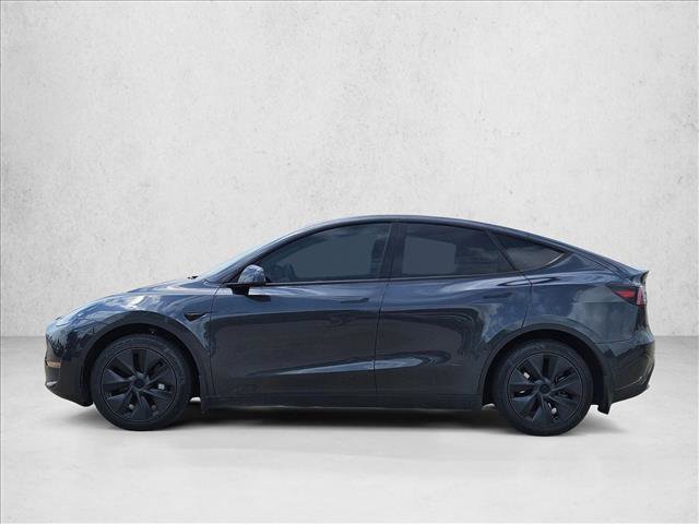 Used 2025 Tesla Model Y Long Range image 8