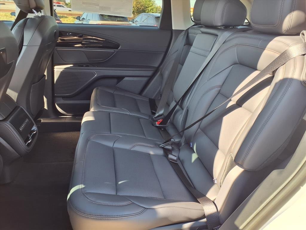 New 2026 Lincoln Nautilus Premier w/ Jet Appearance Package image 12