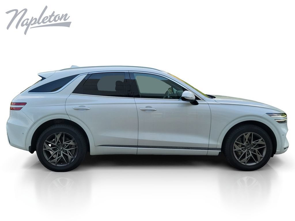 Used 2023 Genesis GV70 2.5T w/ Advanced Package AWD/4WD image 7