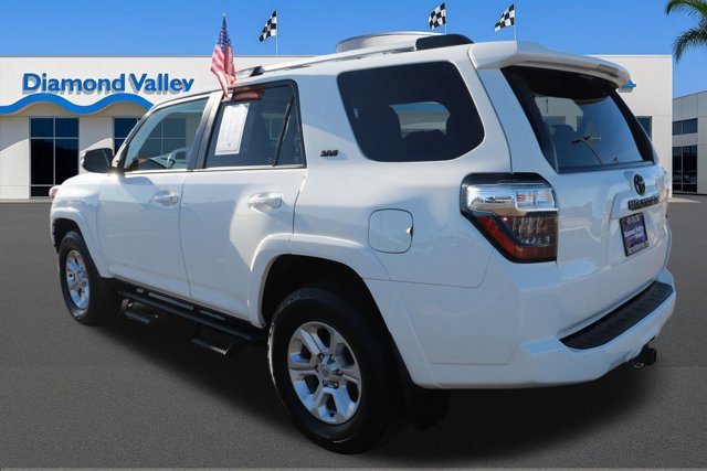 Used 2022 Toyota 4Runner SR5 Premium image 4