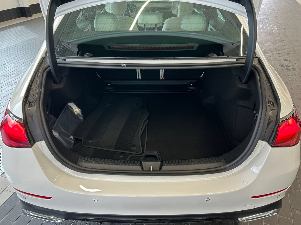 New 2027 Mercedes-Benz E 450 4MATIC Sedan image 6
