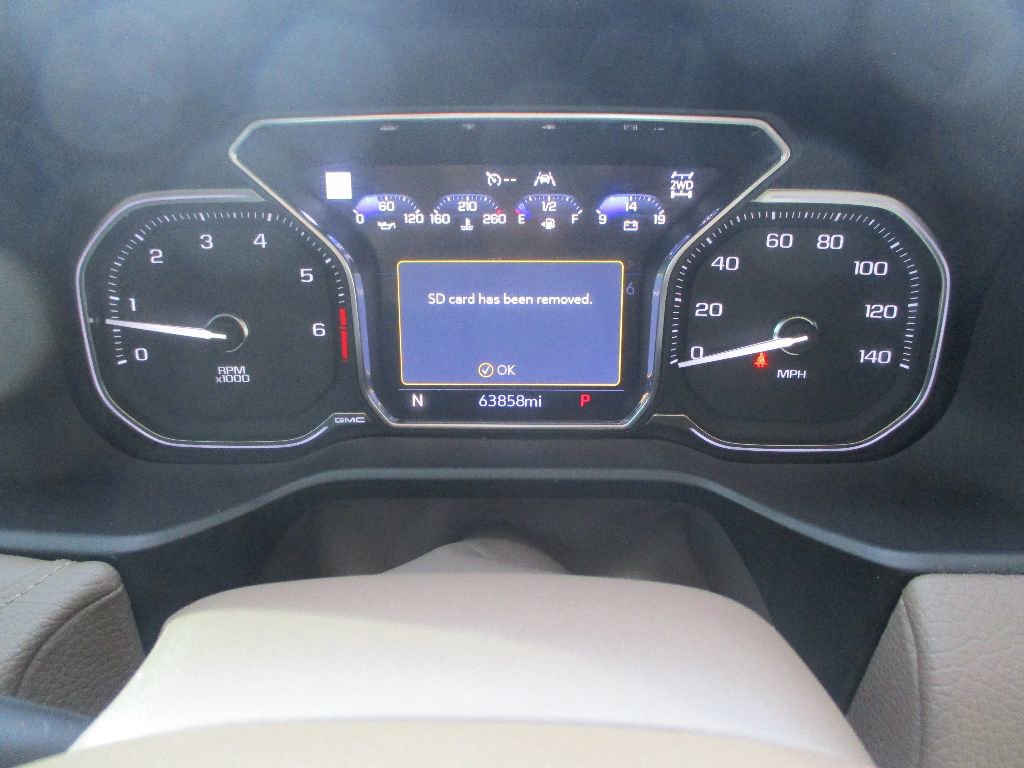 Used 2021 GMC Yukon XL Denali image 15