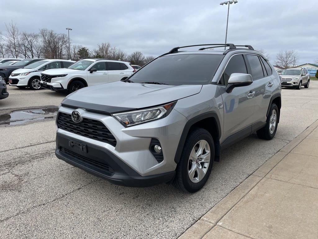 Used 2020 Toyota RAV4 XLE w/ Convenience Package image 2