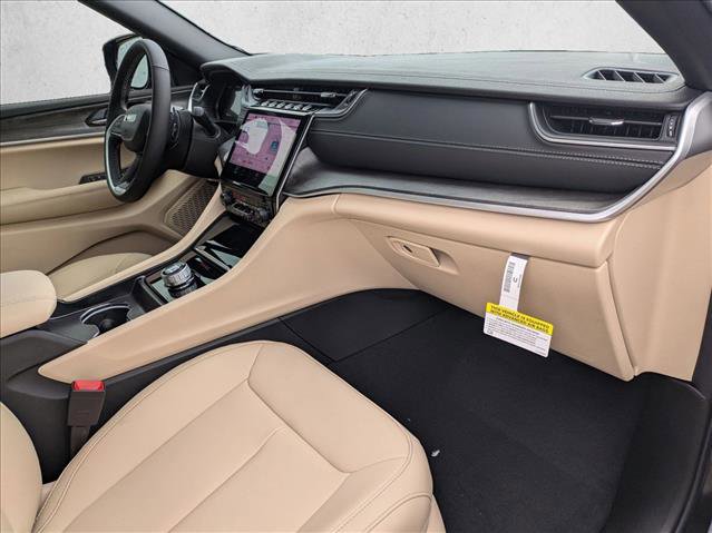 New 2025 Jeep Grand Cherokee L Limited image 17